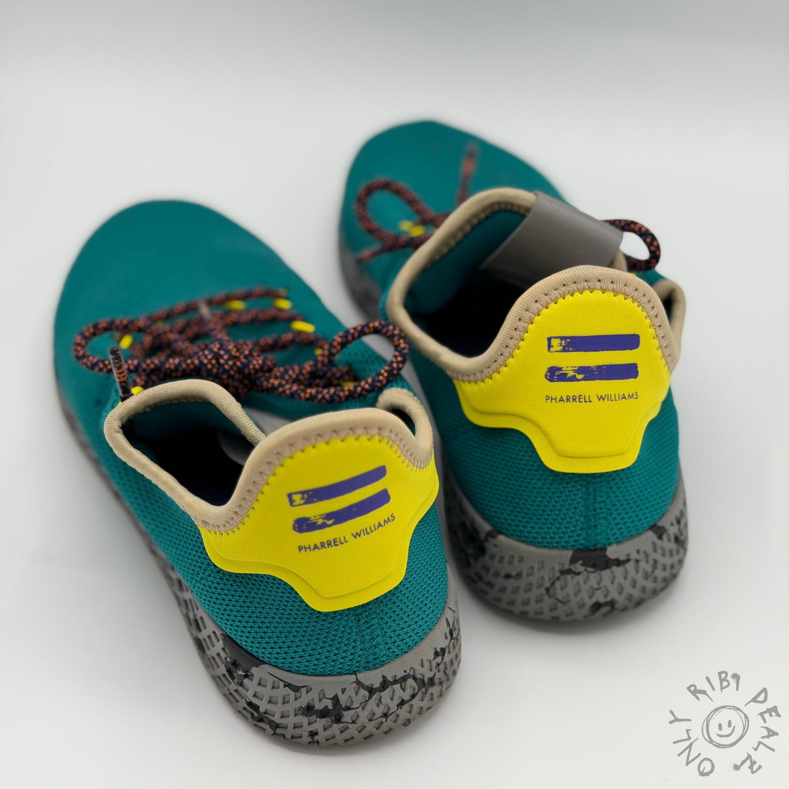 adidas x Pharrell Williams Tennis HU – Teal / Yellow (40 2/3)