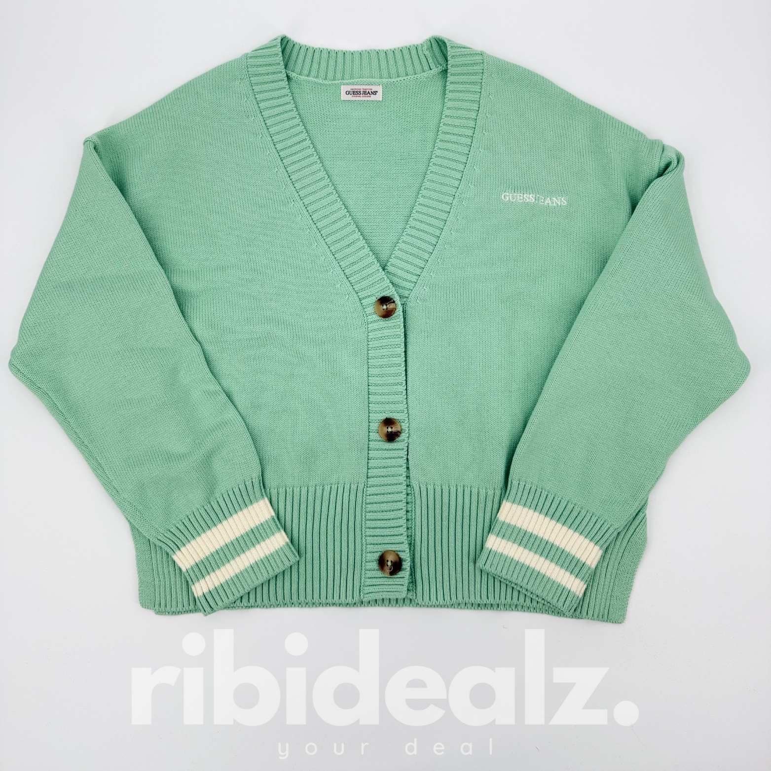 Guess Damen Strickjacke Mintgrün – Cardigan mit Knöpfen, Größe L (Neu)