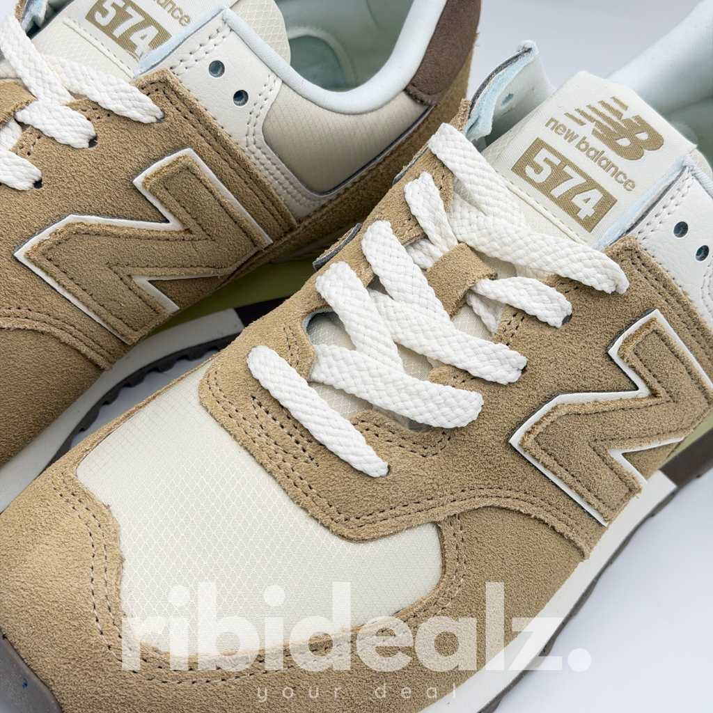New Balance 574 Sneaker Herren Beige / Weiß – Wildleder & Mesh – Größe 44 – Neu