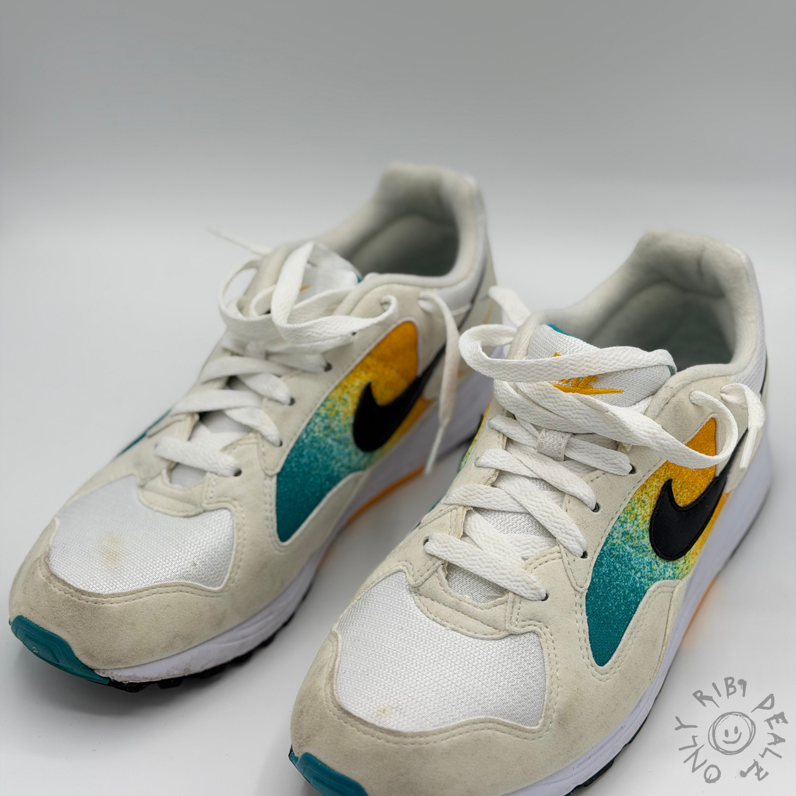 Nike Air Vintage Runner – Weiß / Teal / Gelb (40.5)