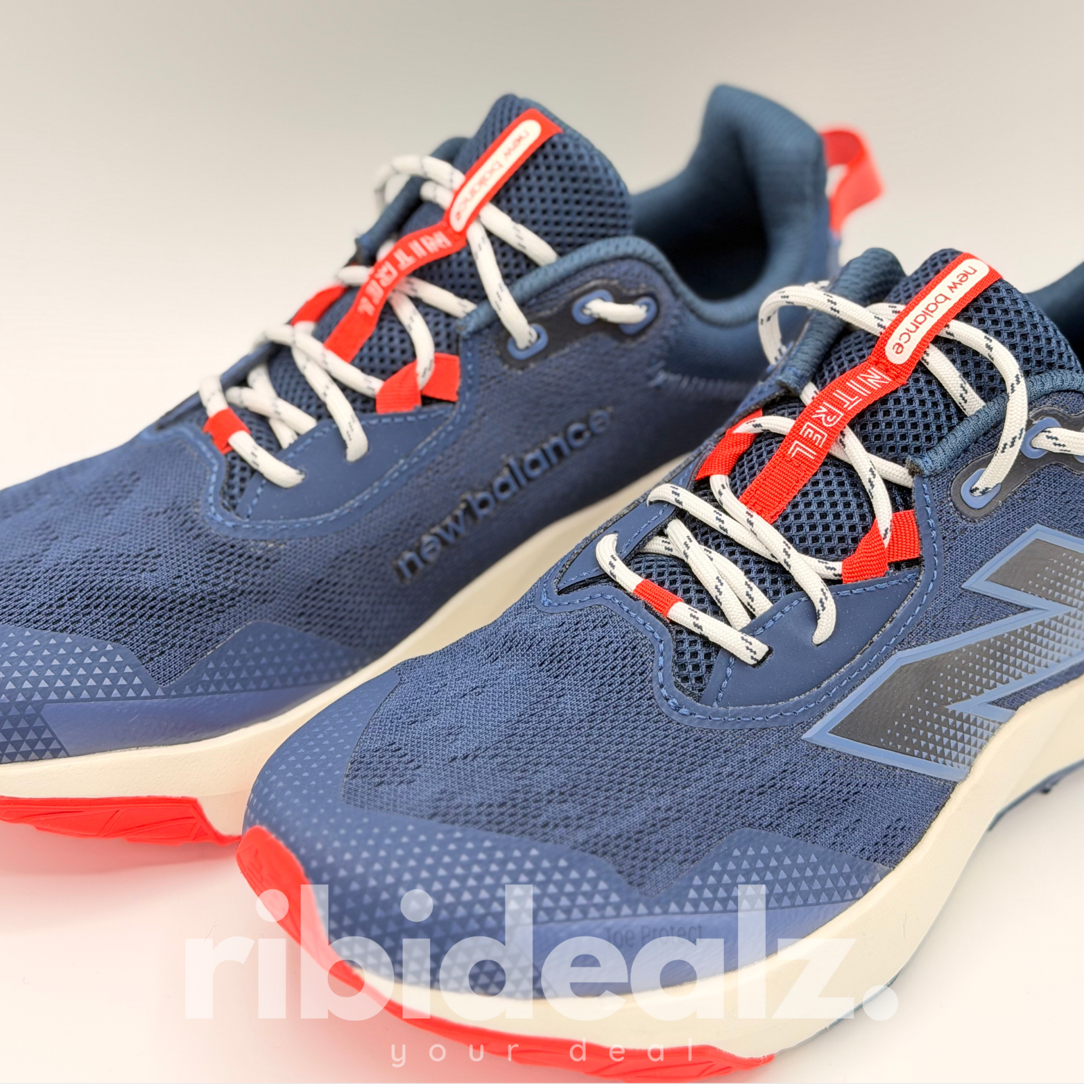 New Balance DynaSoft Nitrel v6 Trailrunning Schuhe Herren – Blau/Rot – Neu